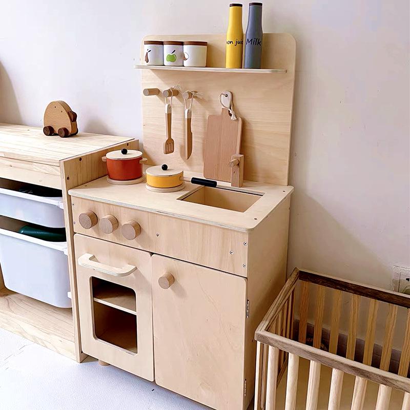 

Игровой кухонный набор из массива дерева для детей 3-6 лет