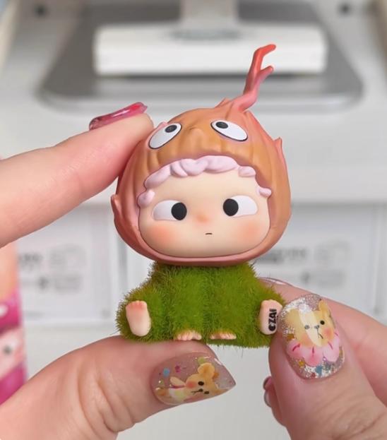 Černá Hra Heyone Oh Cub Kapuce Dobrodružství Roztomilá Série Částic Mini Slepá Krabička Roztomilá Trendy Hračka Ozdoby Dárek na Valentýna