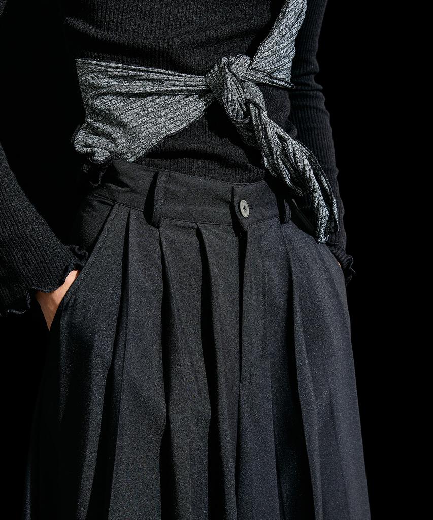Lekyulli Wide Pleated Pants Black