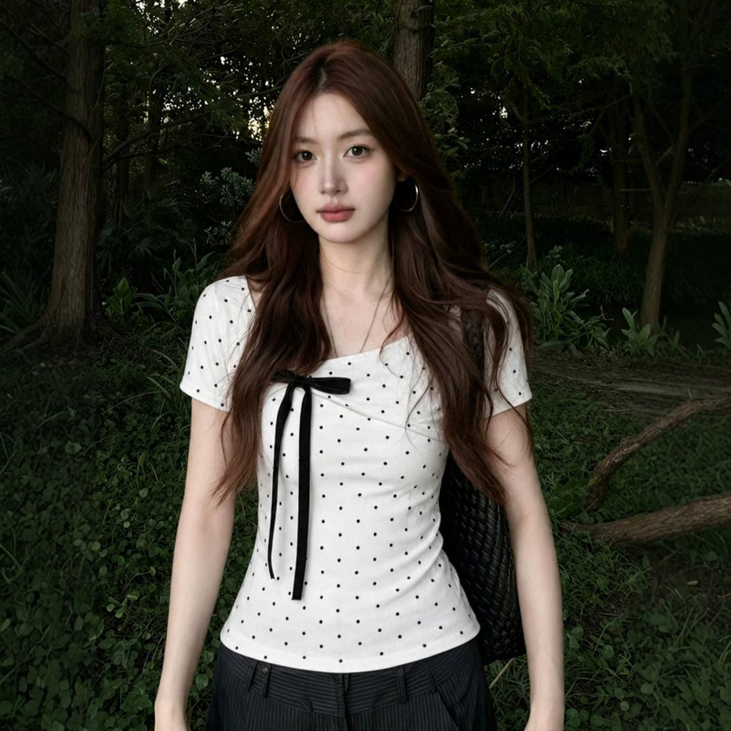 Polka dot short-sleeved t-shirt women's summer bow design sense unique slim-fit short Korean top