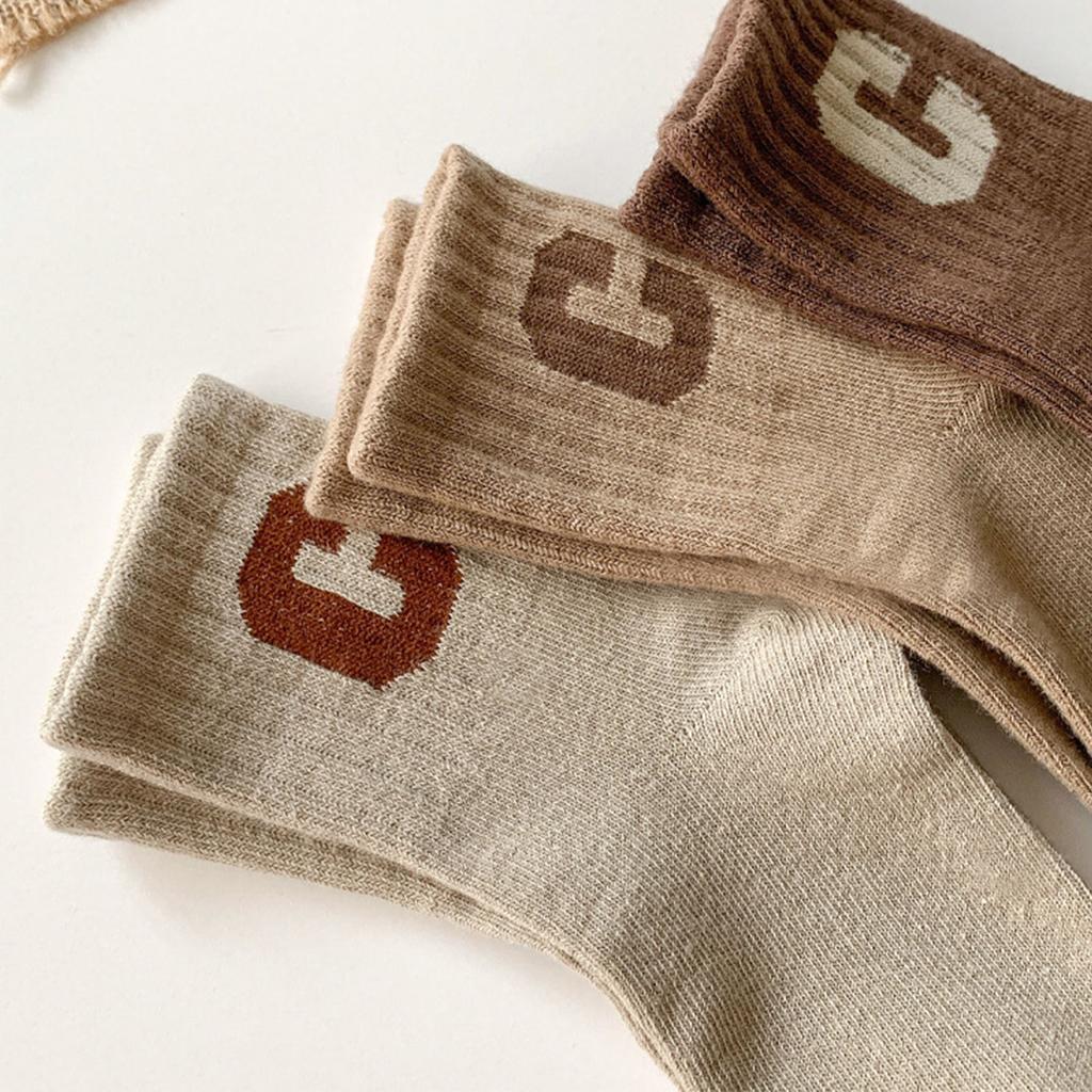 Children Socks Mid Calf Combed Cotton Warm Stylish C Letter Kids Socks for Autumn Winter