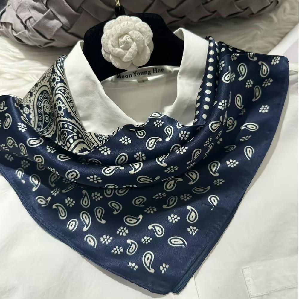 White Blue 100% Mulberry Silk Small Square Scarf Women Spring Fall Summer Hair Scarf Elegant Paisley Neck Scarves Neckerchief