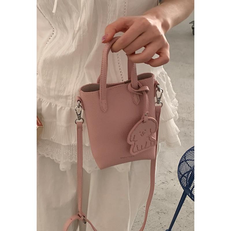 Bag niche handbag small bag women s 2025 new lychee pattern bucket bag simple shoulder messenger mobile phone bag