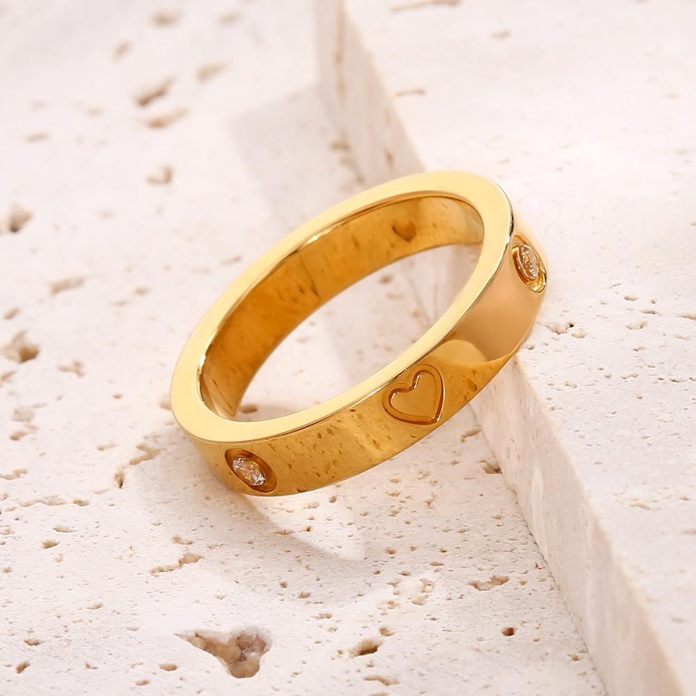 18K Gold Plated Titanium Steel Zircon Heart Ring - Simple, Fashionable, High-End Couple's Ring.