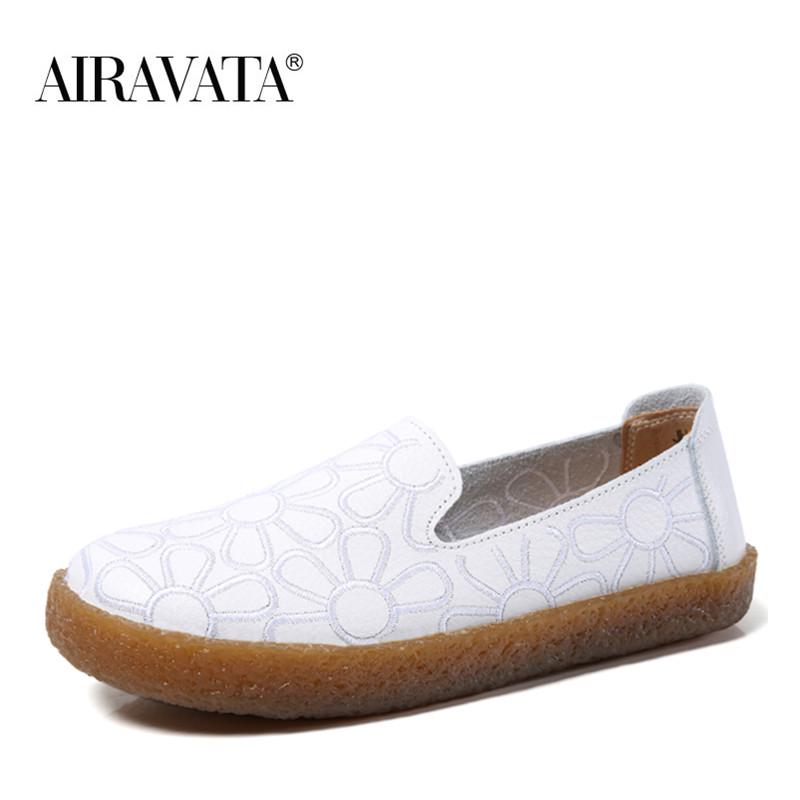 

Женские кожанные балетки 41 белый