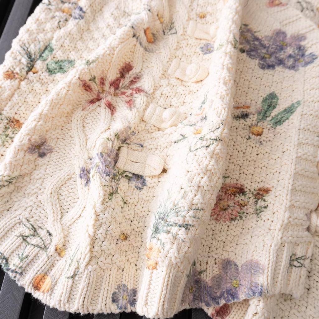 Floral Knitted Sweater Vest Vintage Button Autumn Sleeveless Vest Waistcoat