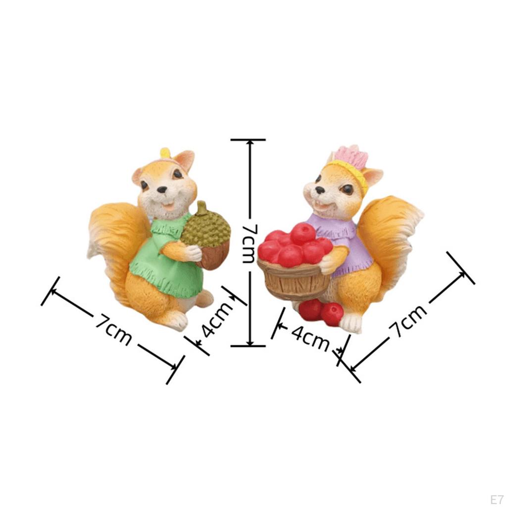 2 Pieces Squirrel Figurines Animal Statue Ornaments Sculpture for Office Cabinet