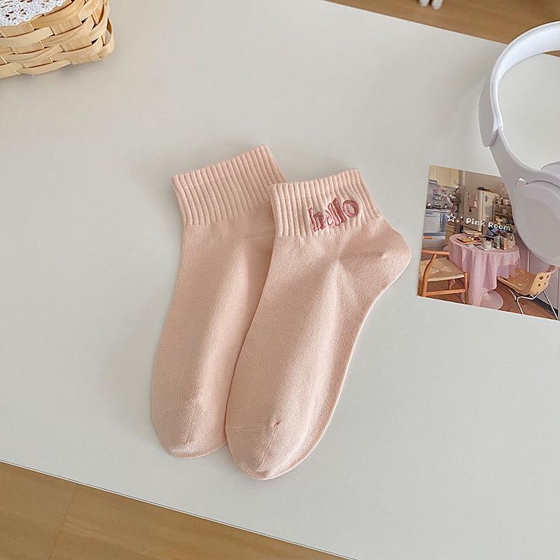 Women's Spring and Summer Embroidered Letter Solid Color Cotton Sweet and Versatile Short Socks