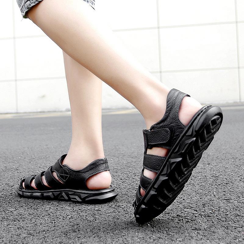 Summer New Men's Platform Sandals Genuine Leather Casual Hole Shoes Breathable Soft Leather Non-Slip Cowhide Pump Beach Shoes