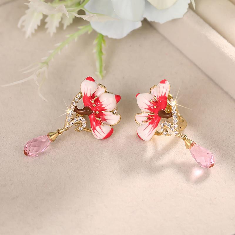 Huitan Design Doce de Flor Brincos Pendentes Femininos Estilo Fresco Acessórios Elegantes para Festa Joias Diárias Cravejados com Zircônia Cúbica Rosa Brilhante