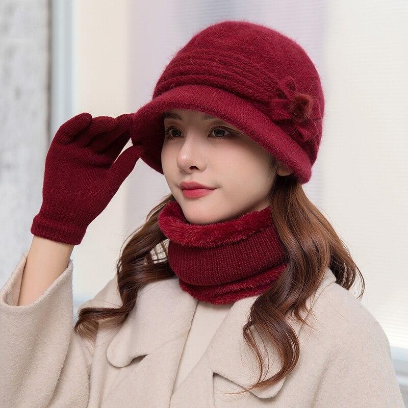 

2021new Толстая теплая зимняя вязаная шапка шарф шарф перчатки 3 шт набор для женщин Элегантные цветы Кролик Мех Ведро Шляпа Дамский Подарок