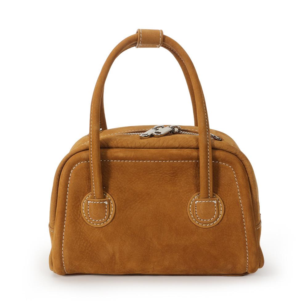 

2025 новая кожаная сумка нишевый дизайн сумка-подушка для отдыха на открытом воздухе путешествий женская на плечо кроссбоди 21*11*14