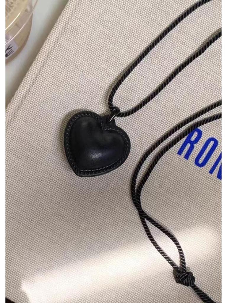 Retro Black Leather Heart Pendant Necklace - Korean Style