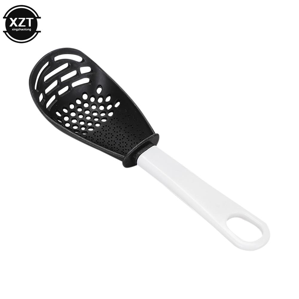

1Pcs Multifunctional Filter Colander Household Kitchen Grinding Spoon Grinding Ginger Garlic Press Silicone Egg White Separator чорний