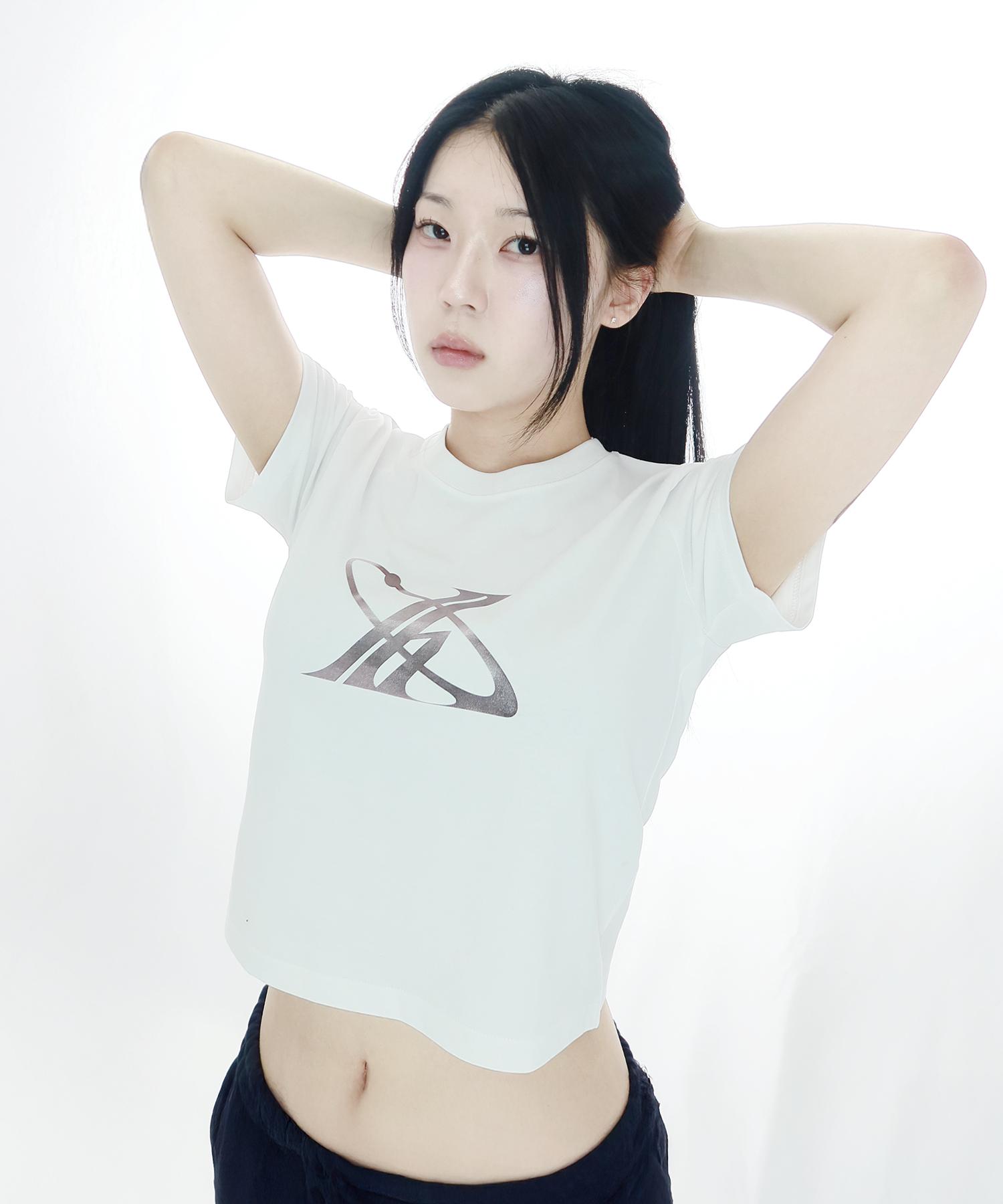 Just Haeng Big Newtro Chrome Logo White Crop Top Free