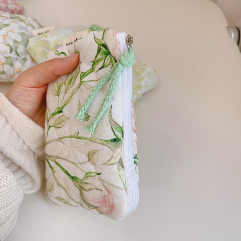Elegant Flower Print Cosmetic Pouches Compact Cotton Storage Bag Makeup Bag For Lipstick And Essential