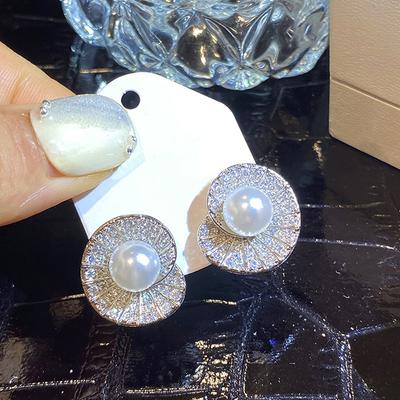 Retro Hong Kong Style Earrings, Shell Imitation Pearl Earrings Femininity, Elegant Dinner Party Conch Female Stud Earrings