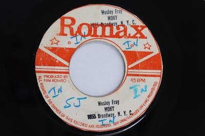 7-inch Plaat LLOYD CLARKE - Love You The Most NONE ROMAX Jamaica Reggae, Ska & Dub Gebruikt