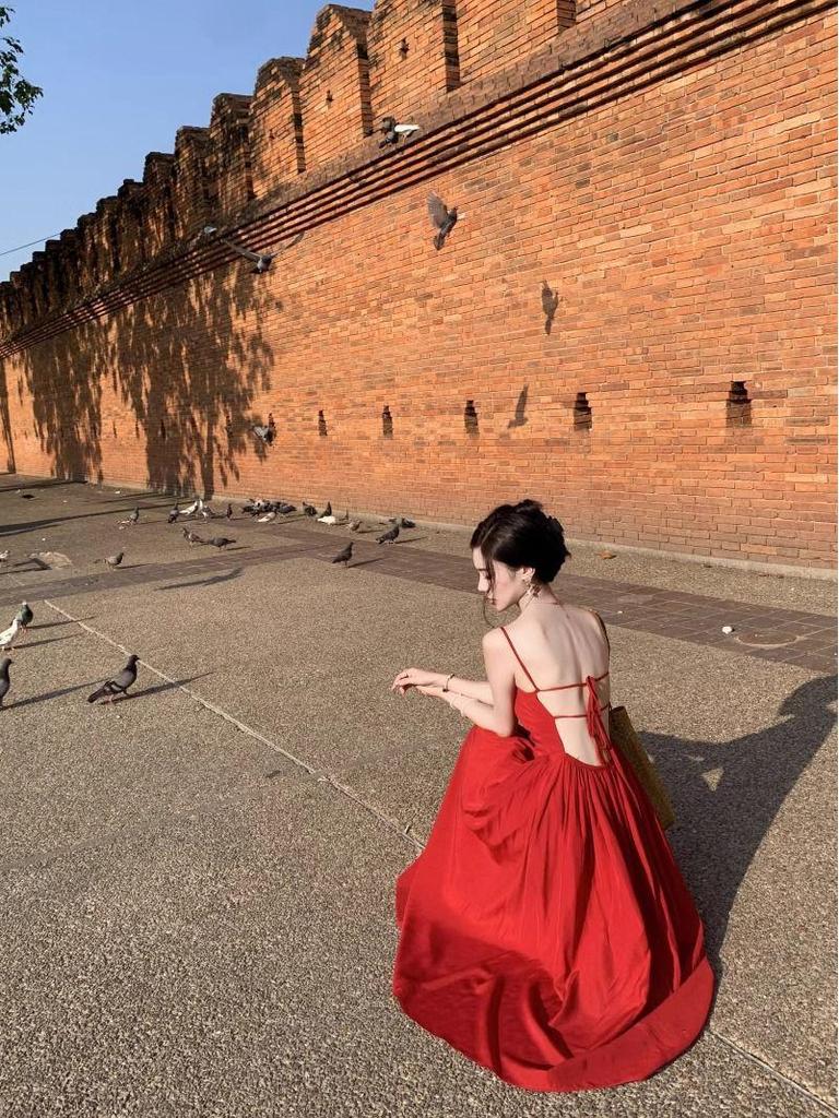Women's Sexy Backless Red Slip Dress - Perfect for Beach Vacations and Photos