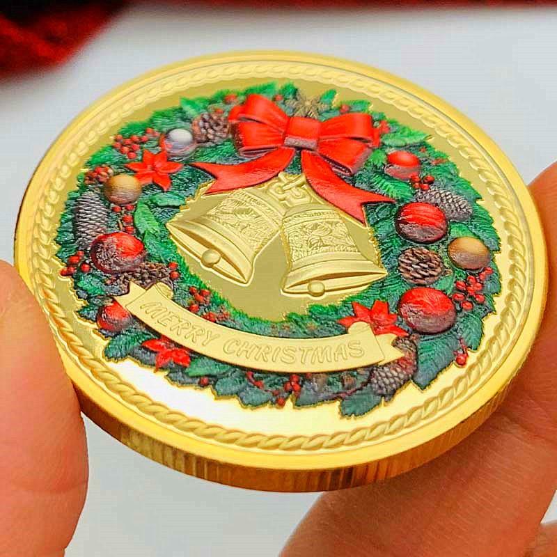 Santa Claus coins, New Year gifts, New Year's greetings, Christmas snowman, bells, commemorative medals, creative decorations, keychain
