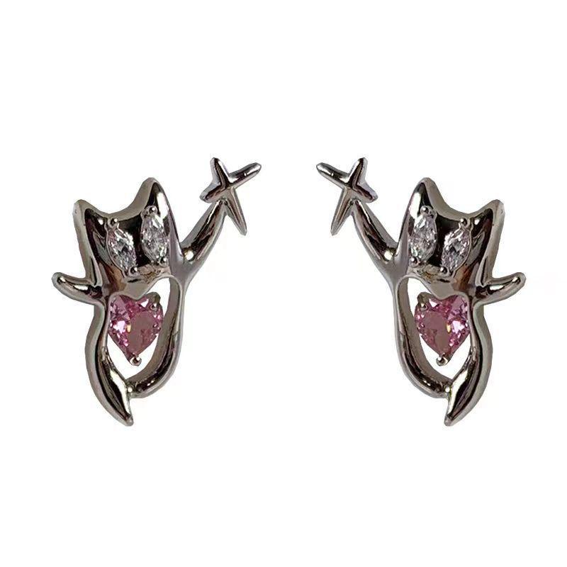 Adorable Star-Catching Kitten Earrings: Sweet Pink Heart Design for Girls and Women