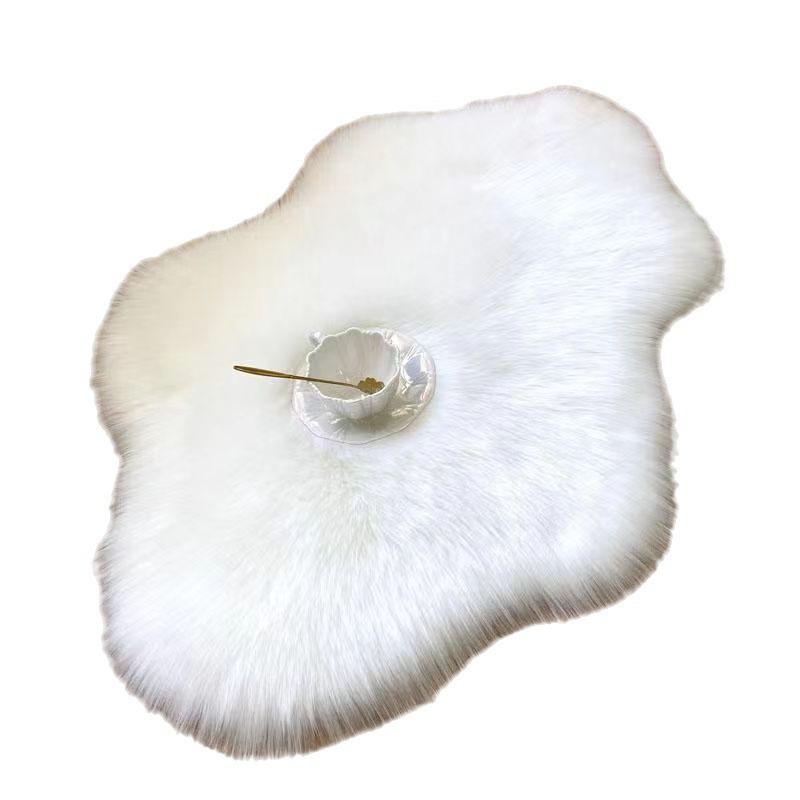 Plush Faux Wool Cloud Carpet Mat for Bedroom, Living Room, or Bay Window - Machine Washable
