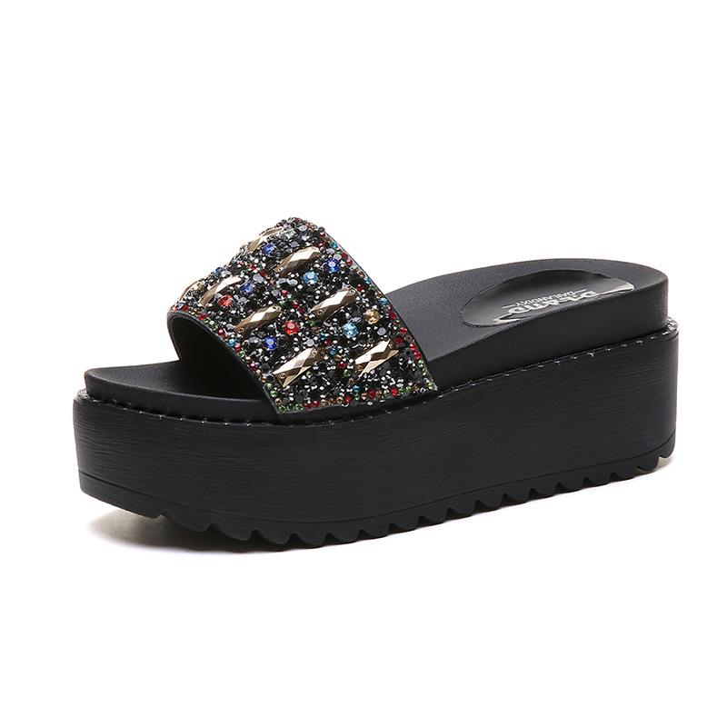

2024 summer new thick-soled heightening rhinestone women s slippers Internet celebrity fashion one-character beach sandals Roman shoes 34 чёрный