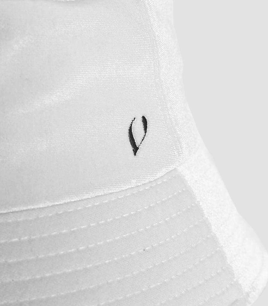 VIBRATE Velvet Bucket Hat (White)