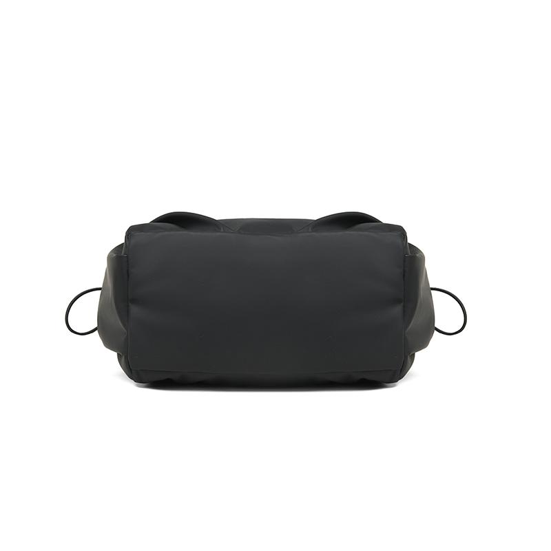 Men's Chest Bag Lightweight Crossbody Bag  Commuter Shoulder Bag