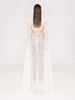 Elegante Vestido Blanco de Encaje con Cuello Alto, Mangas tipo Chal y Cintura Calada