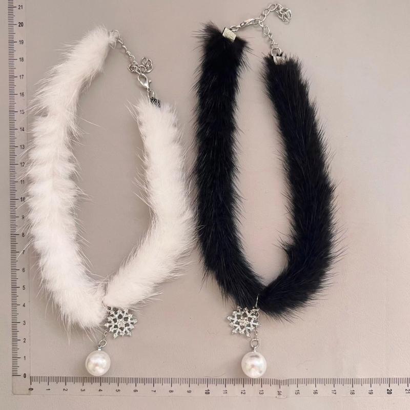 Elegant Mink Hair Plush Choker for Women Fashion Christmas Snowflake Pearl Pendant Necklace Wedding Party Jewelry Gift