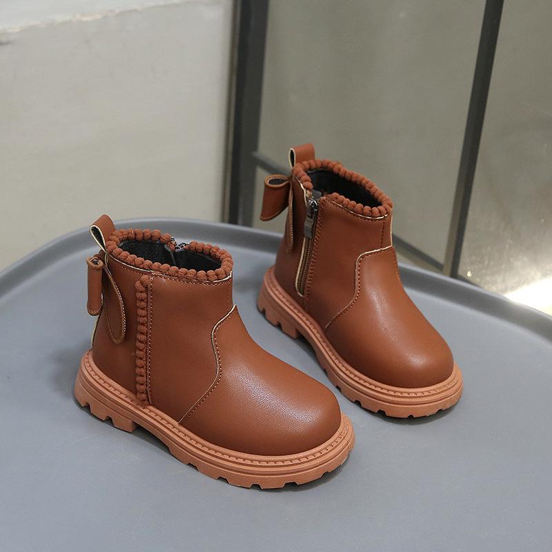 Ghete Martin la modă pentru fete: Toamnă/Iarnă 2025 cu Talpă Moale și Catifea, Design Prințesă la Gleznă.