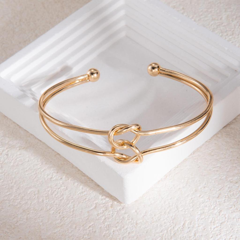 European & American High-End Gold Wire Multi-Layer Bracelet Necklace.