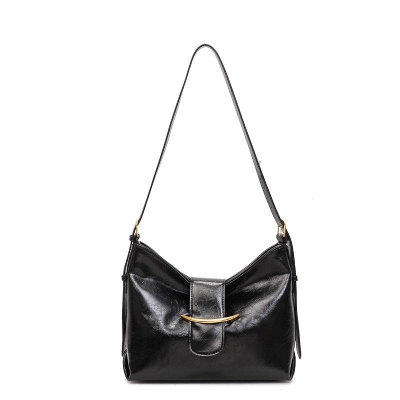 Simple and Versatile Bag Women's Large-capacity New Summer Casual Shoulder Messenger Bag Commuter Dumpling Bag