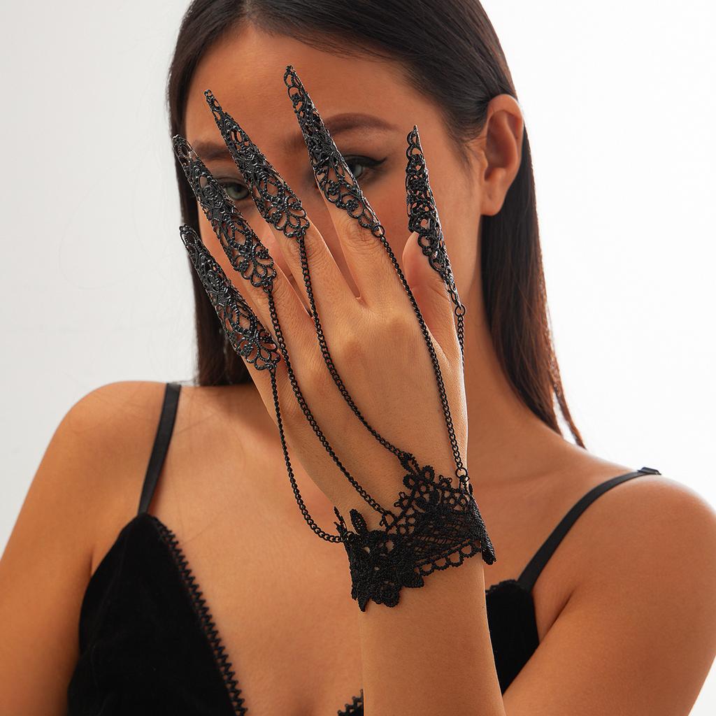 Ingemark Goth Black Lace Nail Finger Wrist Chain Rings for Women Vintage Connecting Hand Bracelet Halloween Jewelry Gift New