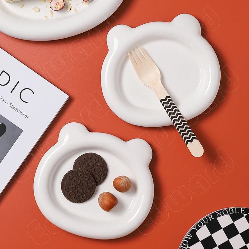 Simple Creative Plate Little Bear Design Plate Modern Solid Color Ceramic Dinner Plates Breakfast Plates Afternoon Tea Tableware
