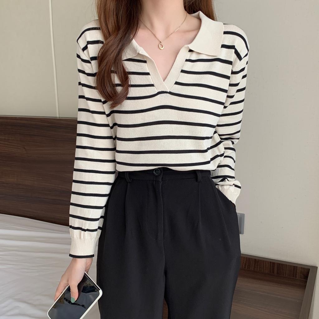 New Autumn Women's New Polo Collar Striped Long-sleeved Knitted Sweater Loose Casual Age Reduction