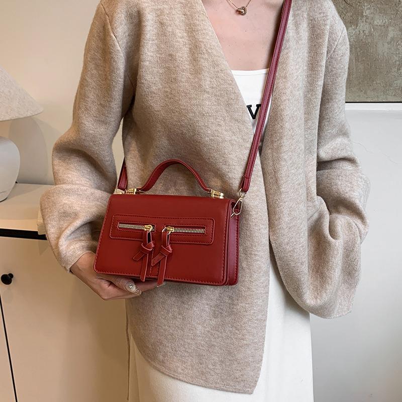 One Shoulder Messenger Bag Niche Design Beautiful Autumn New Simple Retro Portable Women's Small Square Bag