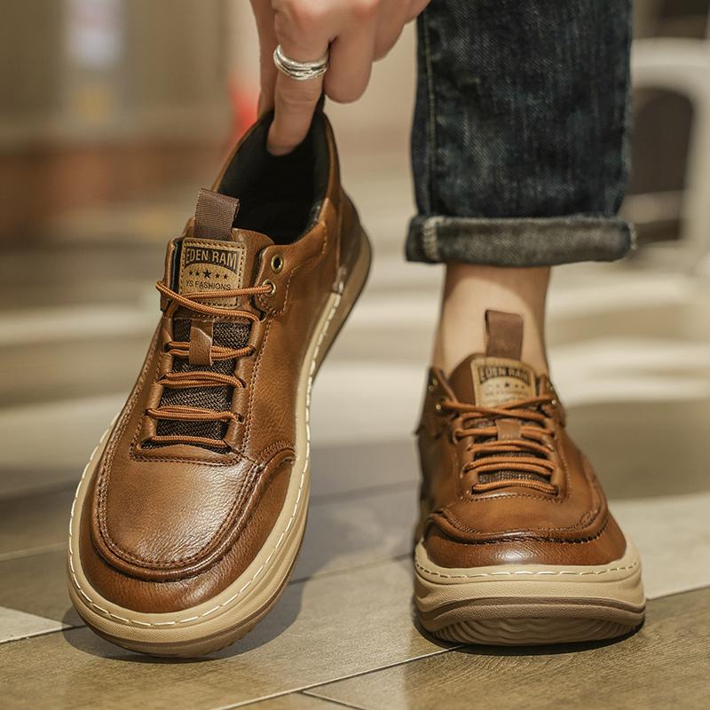 Fashion Men Casual shoes lace up Leather Flats Designer Shoes Comfortable Fashion Leather Oxfords men Soft Versatile Shoes