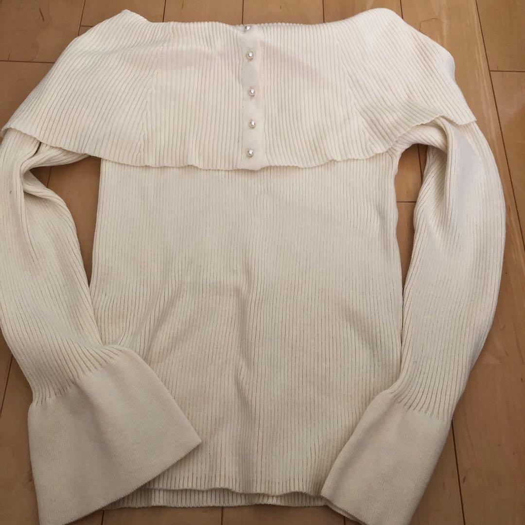 earth music&ecology off shoulder knit
