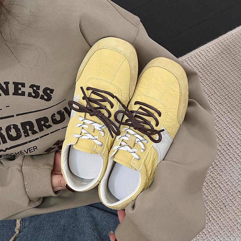 Dexun shoes women s soft-soled Forrest Gump shoes new two-color lace-up casual versatile lightweight flat-bottomed sports and leisure shoes 35