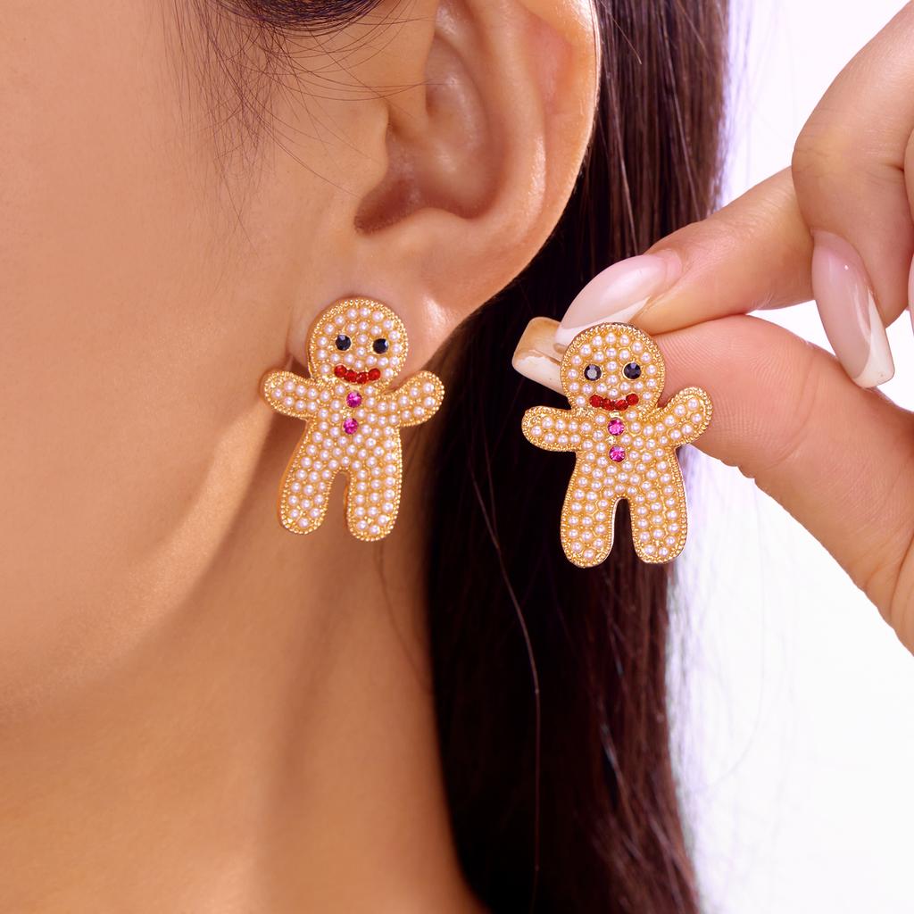 Cute Christmas Gingerbread Man Stud Earrings for Women Girl Trendy Shiny Zircon Cartoon Cookies Earrings Xmas Party Jewelry Gift