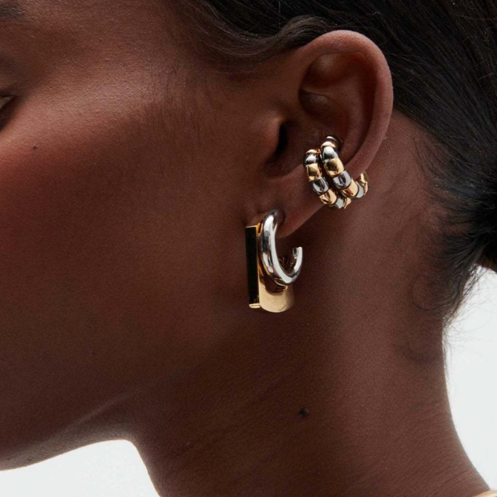 Europäische und Amerikanische 18K Gold und Silber Zweifarbige Ohrstecker Unregelmäßige Geometrische C-förmige Ohrstecker Einfache und Vielseitige Ohrstecker