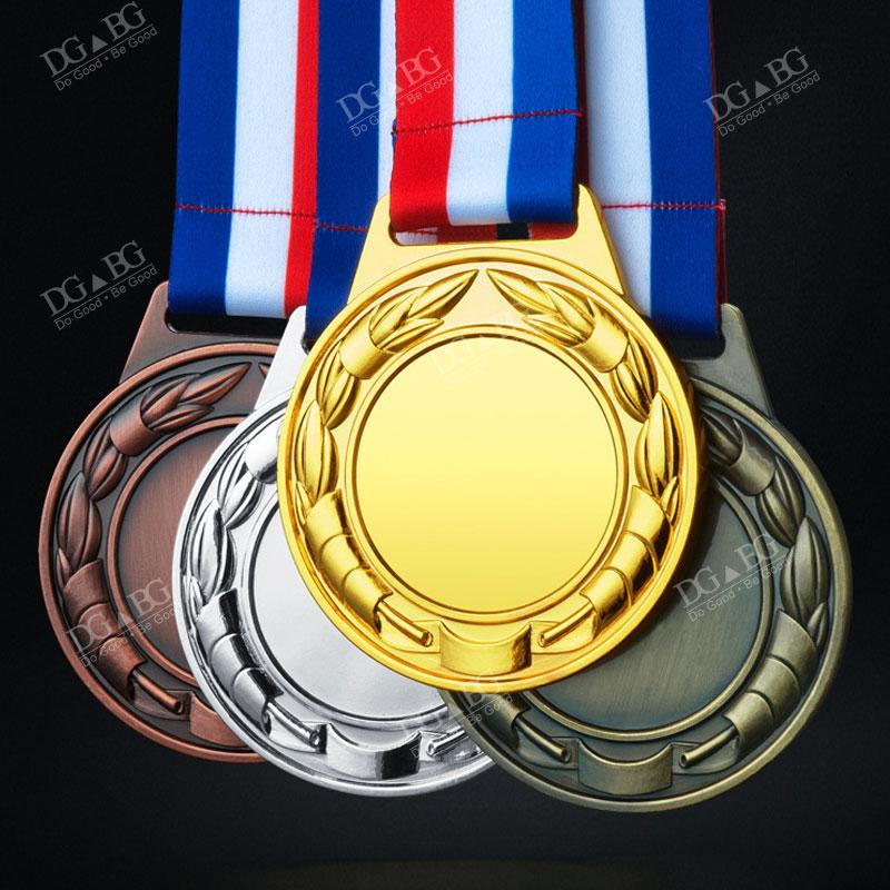 Marathon Gold Winner Award Medals With Neck Ribbon 3D Running Runner 1St 2Nd Trophy Various Sport Souvenir Prize Gift Customized