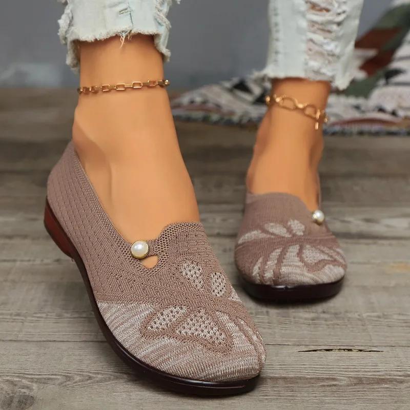 Mode 2024 Neue Mode Farbpassende Flache Slipper mit flachem Boden und runder Zehenpartie für Frühling und Herbst Damenschuhe