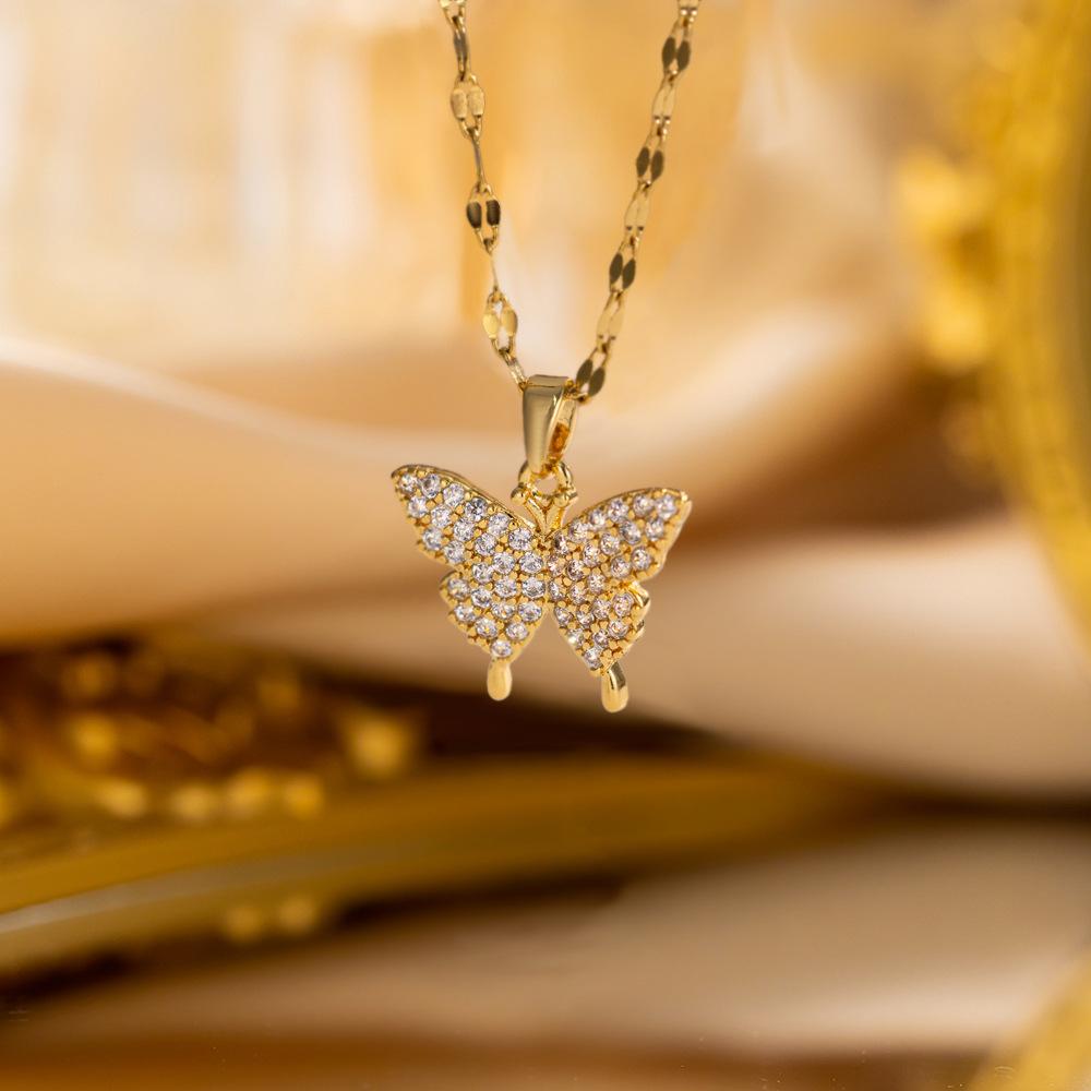 Elegant Luxury Full Zircon Copper Micro Inlaid Necklace Women Simple Exquisite Collarbone Chain Necklace