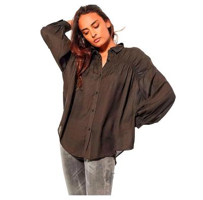 Üst Kıyafetler – Bluz ve gömlekler