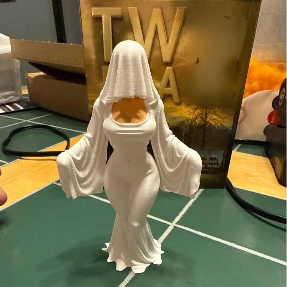 A 12cm ghost ornament, 3D printed white dress ghost decoration, funny Halloween indoor and outdoor decoration