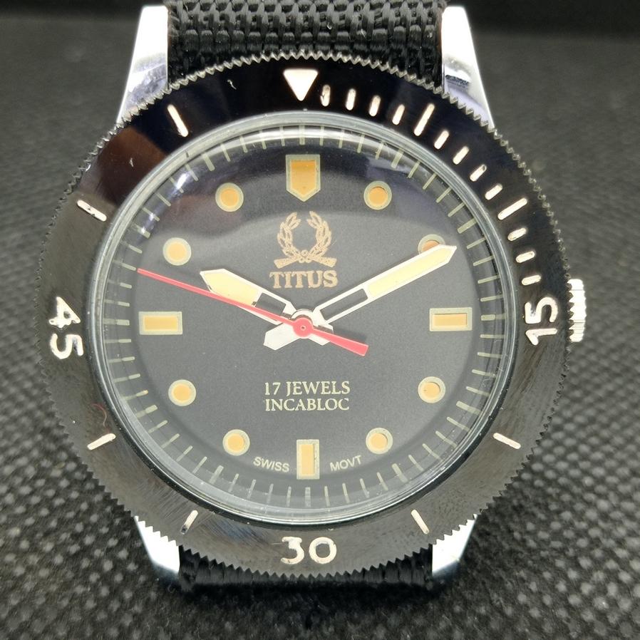 CEAS DE MÂNĂ BĂRBĂTESC ELVEȚIAN TITUS REFURBISHED BEZEL MOBIL CADRAN NEGRU 40MM a425319-2 RL-a425319