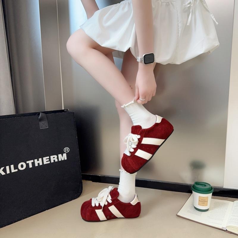 

2025 new French retro single shoes soft leather big head platform women s shoes suede round head lace-up versatile casual fashion 35 бордовый